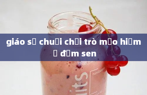 giáo sư chuối chơi trò mạo hiểm ở đầm sen