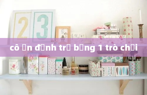 cô ổn định trẻ bằng 1 trò chơi